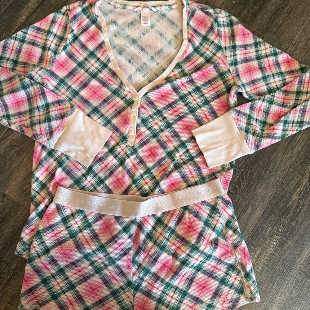 Victoria's Secret Pink Green Plaid Two-Piece Pajama Set